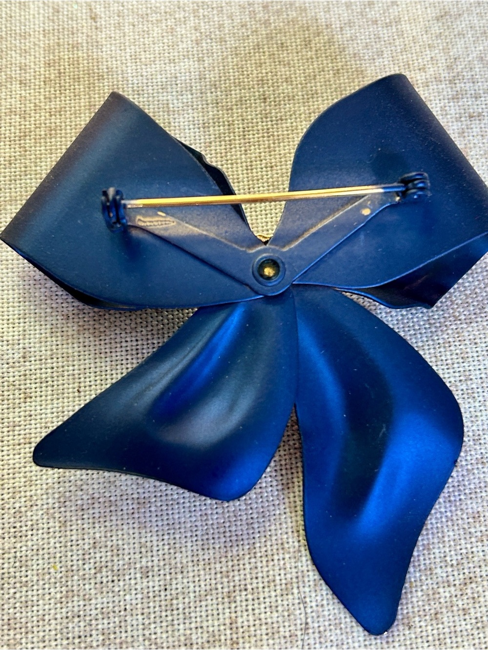 Navy Blue Bow Pin - Picture 3 of 5